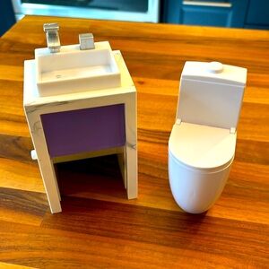 Rainbow High Bathroom Sink and Toilet, fits Barbie